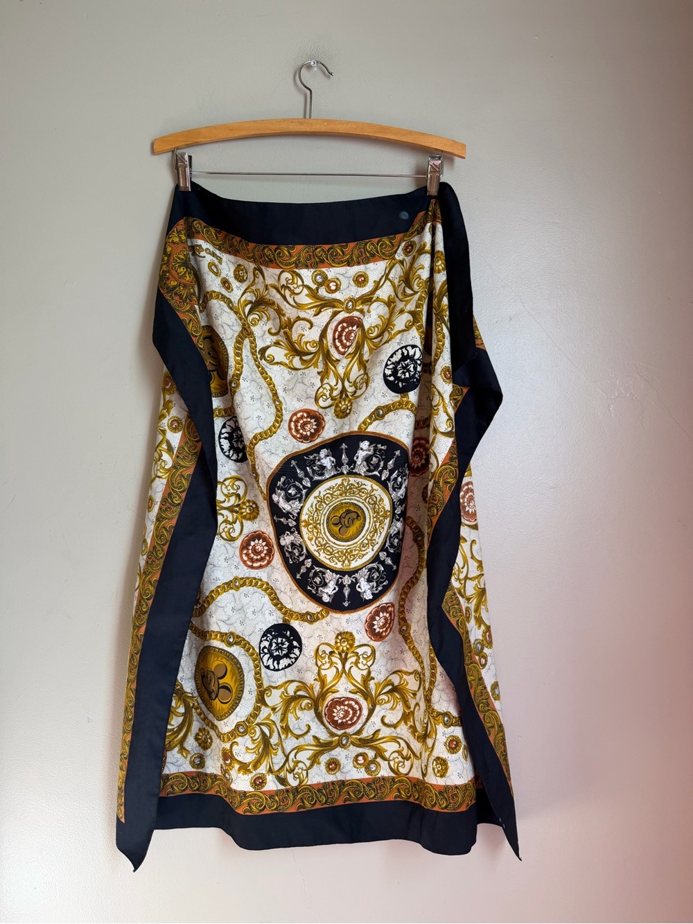 Euro Disney Mickey Mouse Scarf 33” Square Disney Black And Gold Classic Vacay